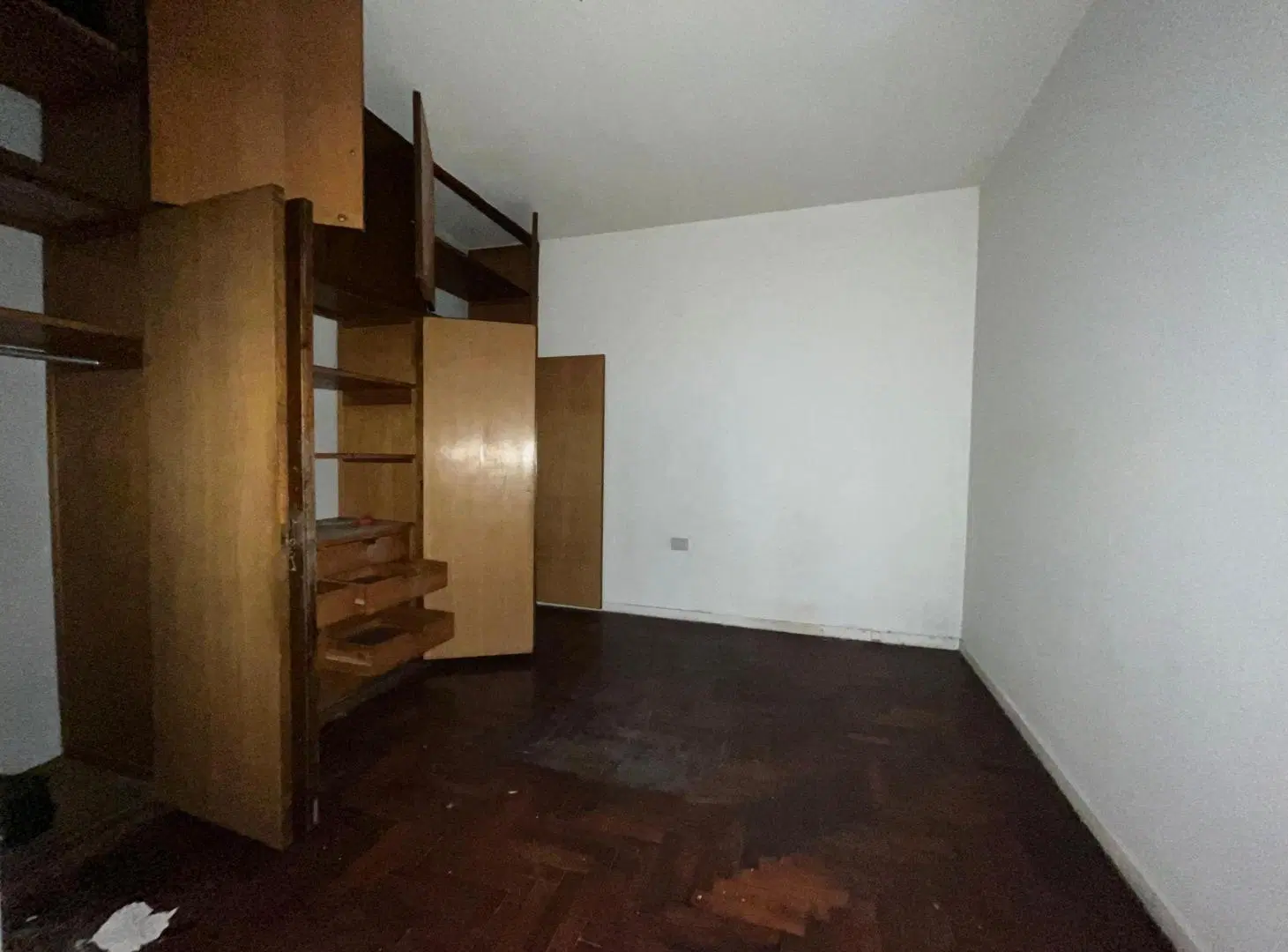 VENTA 4 PH EN BLOCK EN MONTECASTRO A REFACCIONAR 5