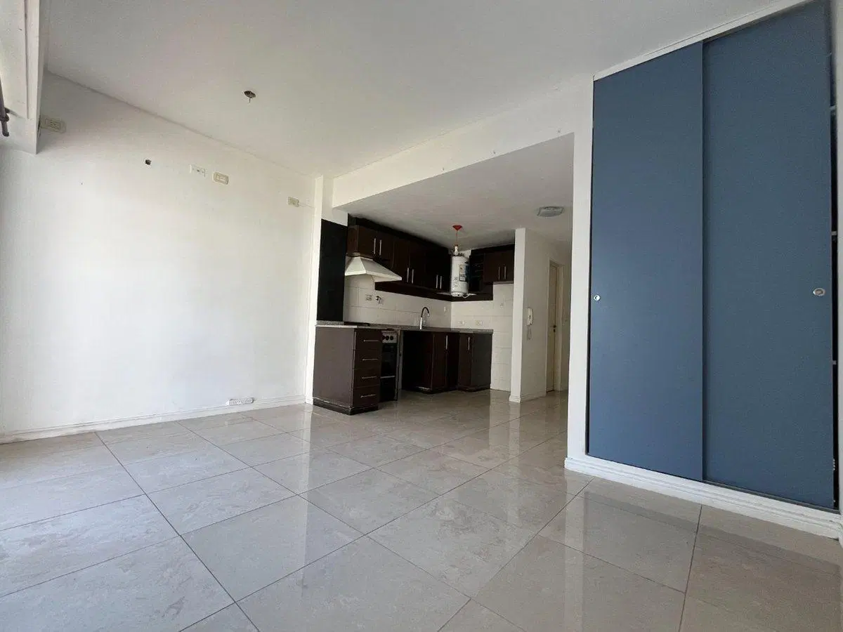 MONOAMBIENTE CON JARDIN EN VENTA, SÁENZ PEÑA 4