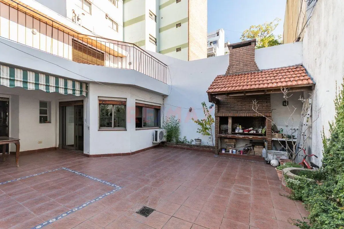 CASA 4 AMBIENTES VENTA EN CABALLITO GARAGE PATIO 4