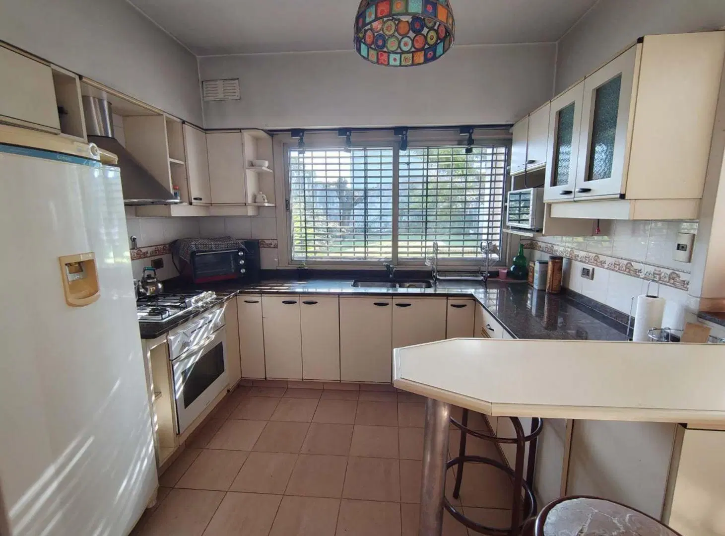 CASA 5 AMB EN VENTA MORÓN C/ JARDÍN Y COCHERAS 8