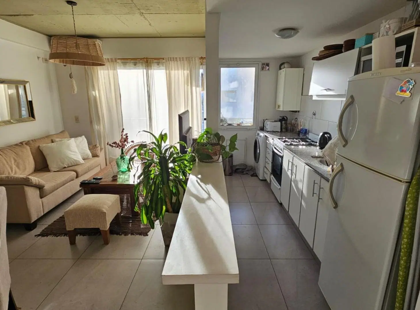 Departamento  2 ambientes en alquiler con cochera 3