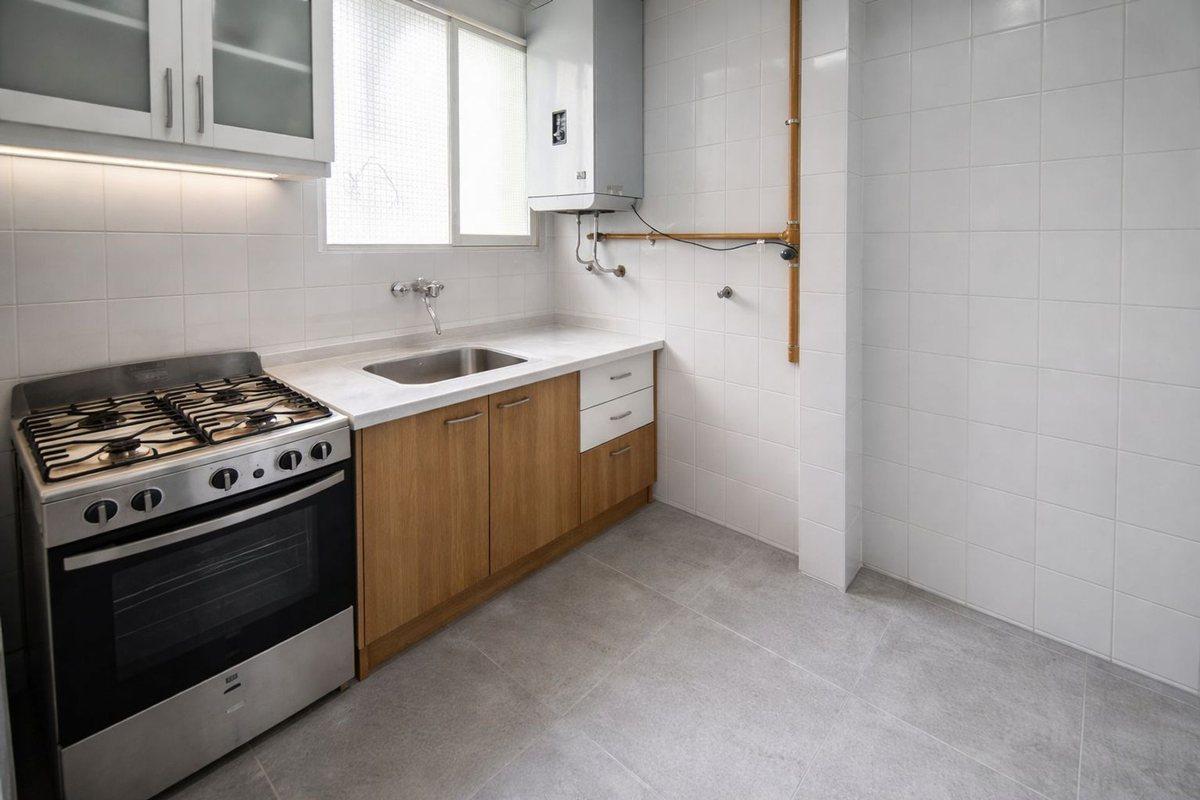 Foto de VENTA DTO 2 AMB. LATERAL 1 PISO X ESC V. MITRE LUM, imagen 4