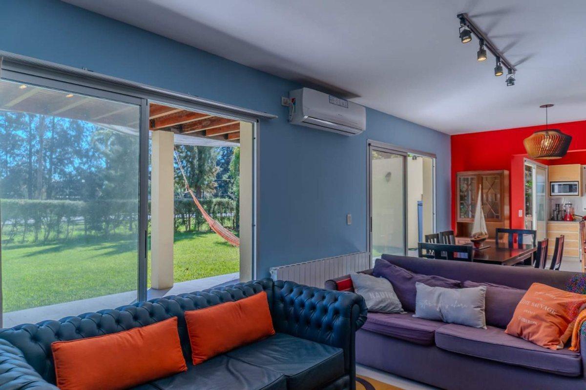 Foto de VENTA CASA DE 4 AMBIENTES. BARRIO SANTA CLARA, imagen 4