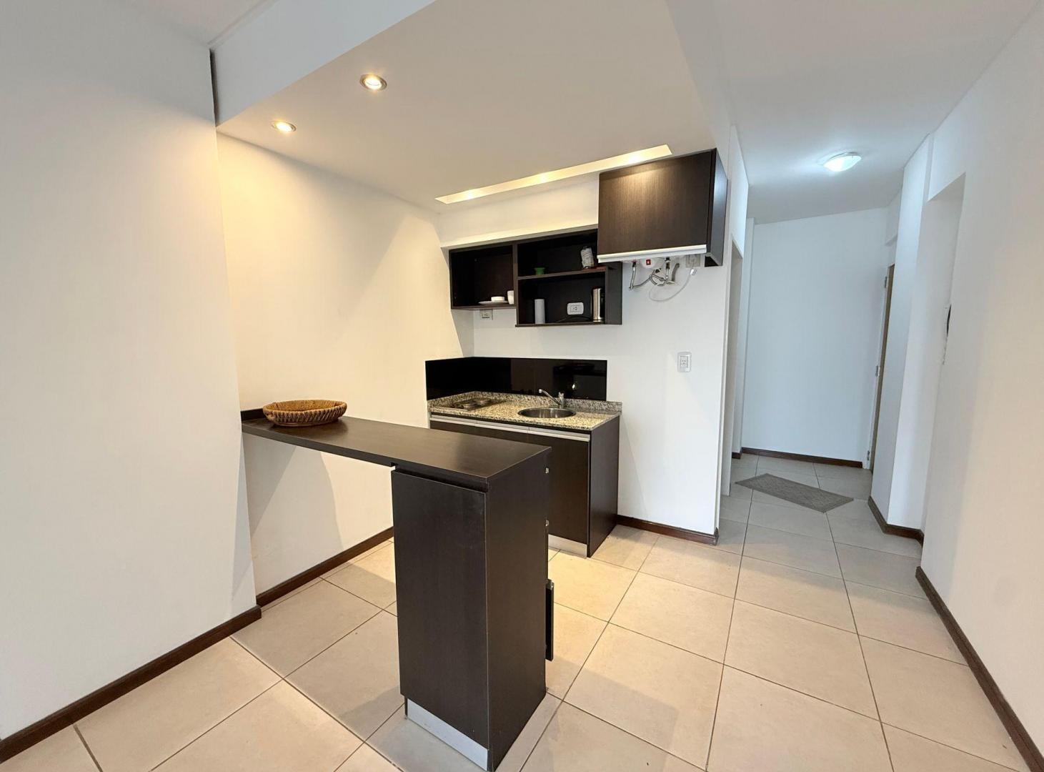 Foto de ALQUILER MONOAMBIENTE LUMINOSO, BALCÓN – FLORESTA, imagen 4