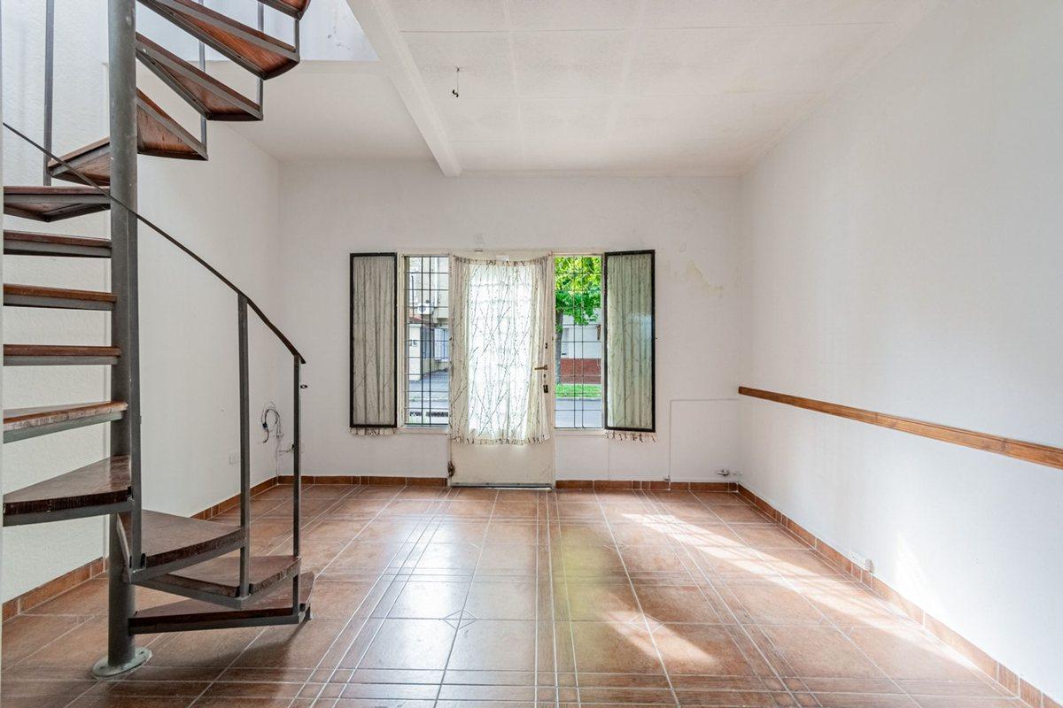 Foto de PH 3 AMBIENTES EN VENTA EN RAMOS MEJIA CON TERRAZA, imagen 1
