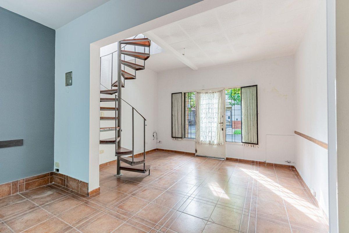Foto de PH 3 AMBIENTES EN VENTA EN RAMOS MEJIA CON TERRAZA, imagen 5