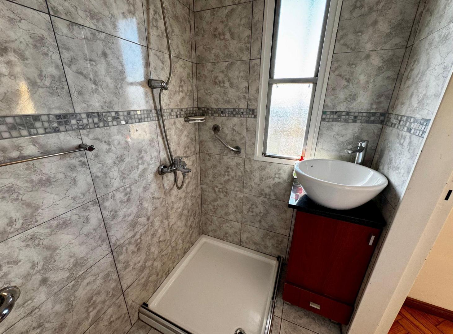 Foto de VENTA DPTO 3 AMB C/DEPEND. BALCON C/PARRILLA, imagen 3
