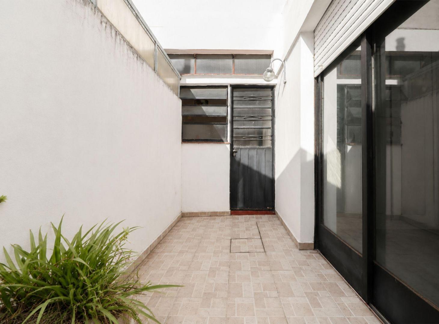 Foto de DEPARTAMENTO 3 AMB EN VENTA EN SAN MARTIN 2 PATIOS, imagen 3