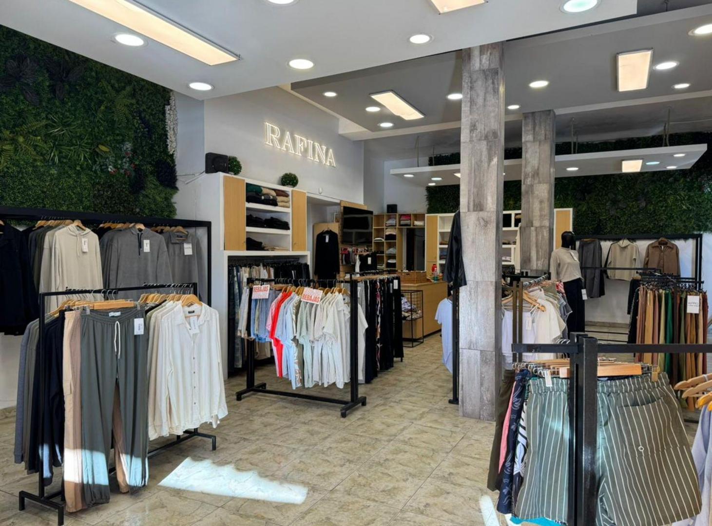 Foto de Venta local comercial Villa Ballester esquina, imagen 1