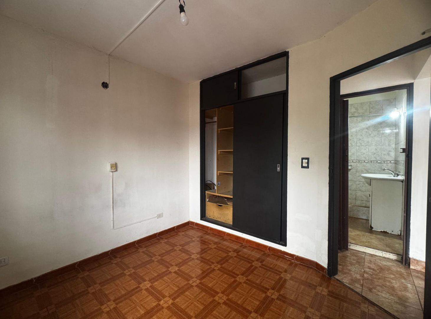 Foto de RESERVADA VENTA DEPTO 3 AMBIENTES VILLA BALLESTER, imagen 2