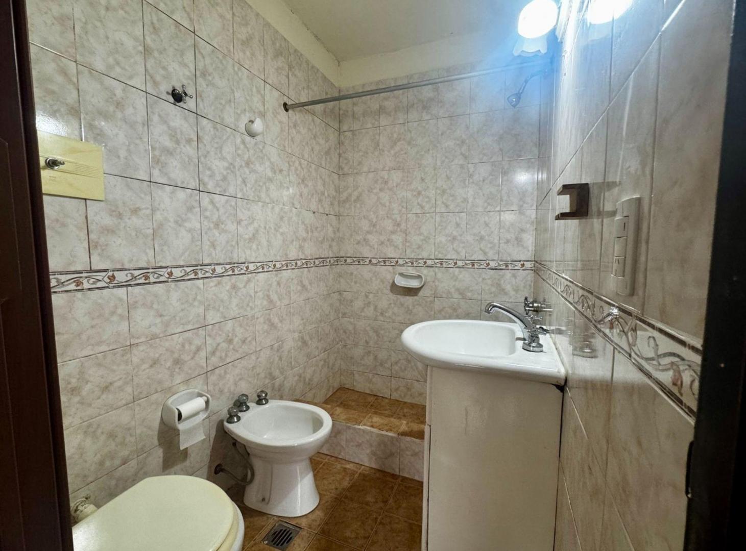 Foto de RESERVADA VENTA DEPTO 3 AMBIENTES VILLA BALLESTER, imagen 4
