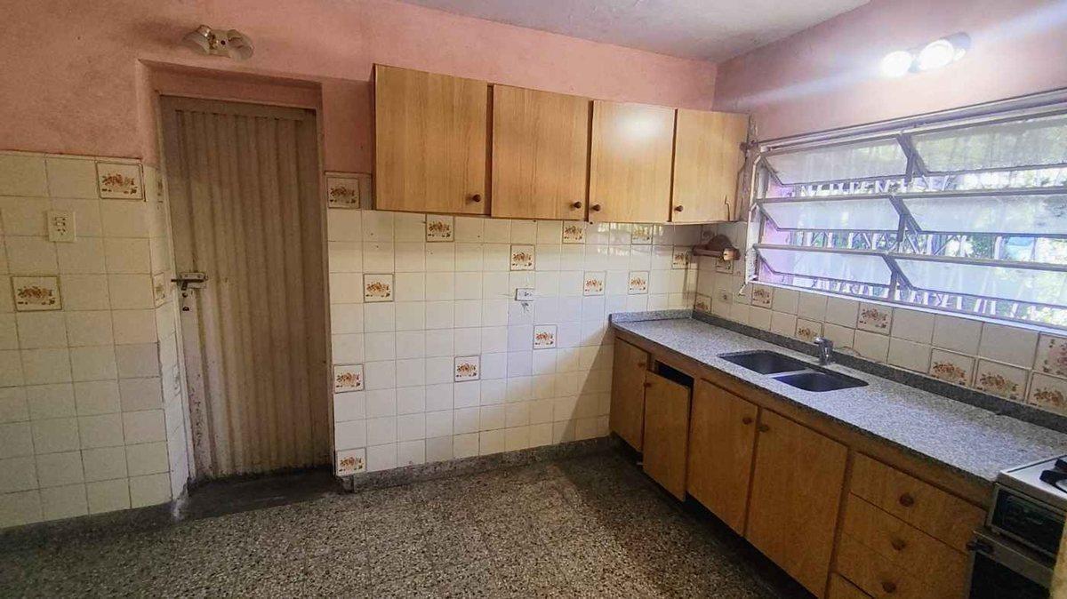 Foto de CASA 600 M2 4 AMB 2 BAÑOS EN VENTA LOS POLVORINES, imagen 4