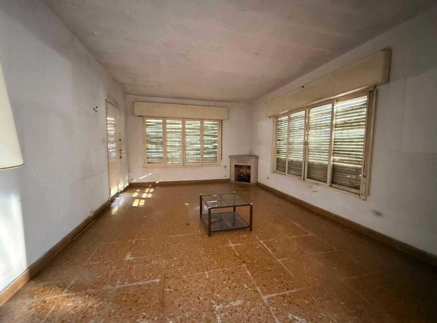 Foto de CASA 5 AMB VENTA LANUS OESTE A REFACCIONAR JARDIN, imagen 5