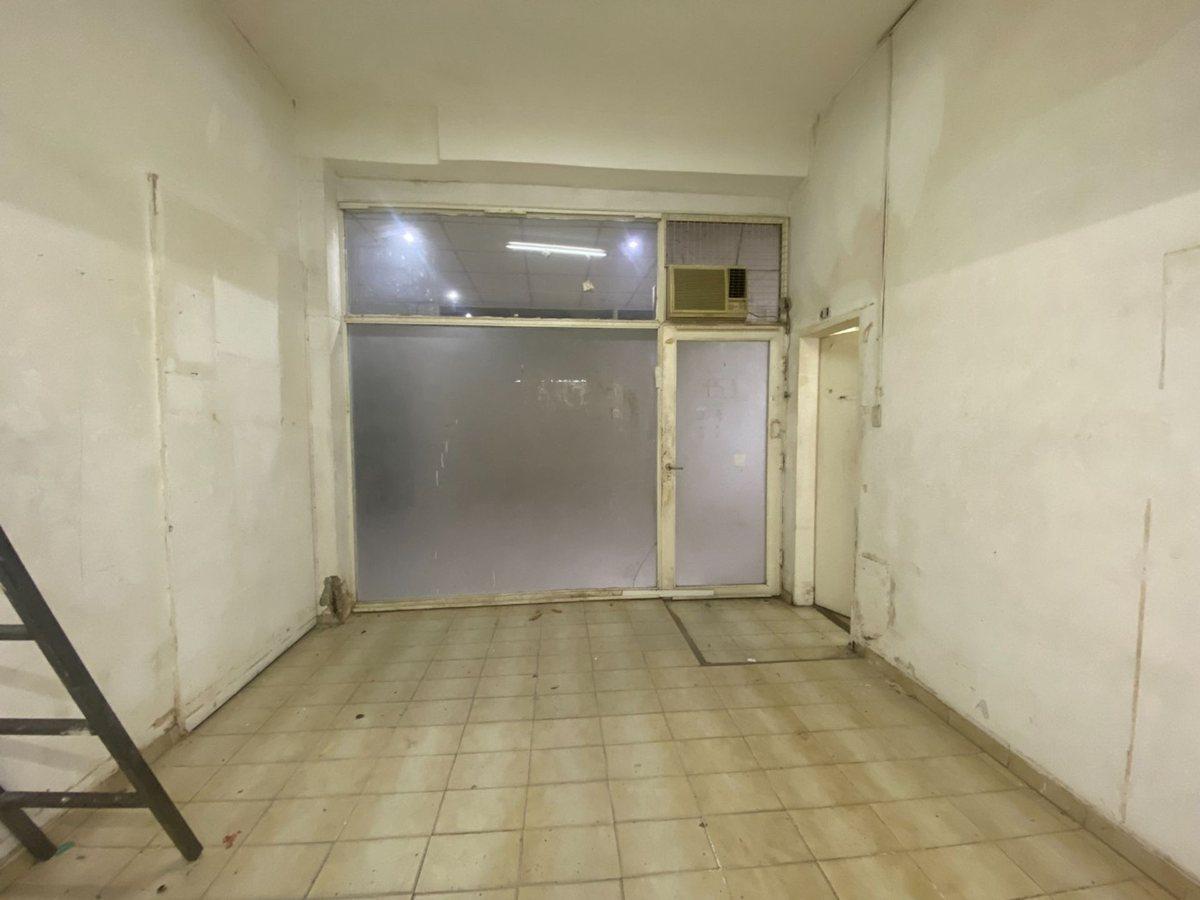 Foto de LOCAL GALERIA VENTA CENTRO COMERCIAL RAMOS MEJIA, imagen 1