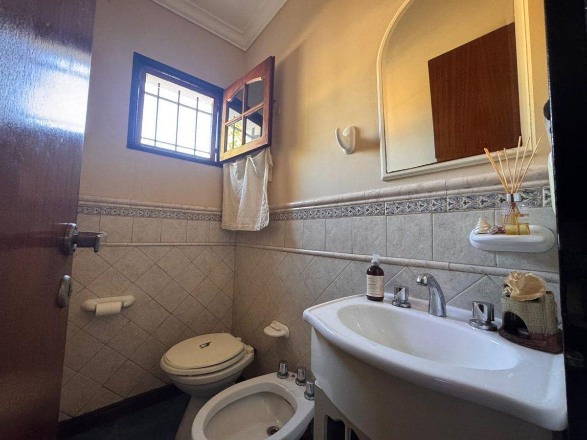 Foto de TRÍPLEX 5 AMB EN VENTA RAMOS MEJÍA APTO CREDITO, imagen 3