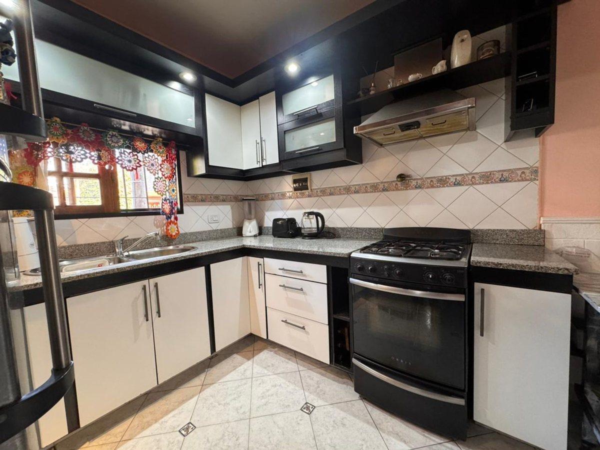 Foto de TRÍPLEX 5 AMB EN VENTA RAMOS MEJÍA APTO CREDITO, imagen 5