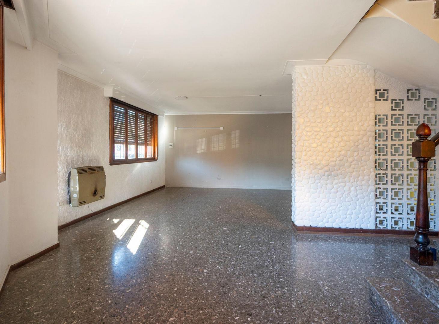 Foto de Venta PH VILLA PUEYRREDON 4 AMB COCHERA-TERRAZA, imagen 1
