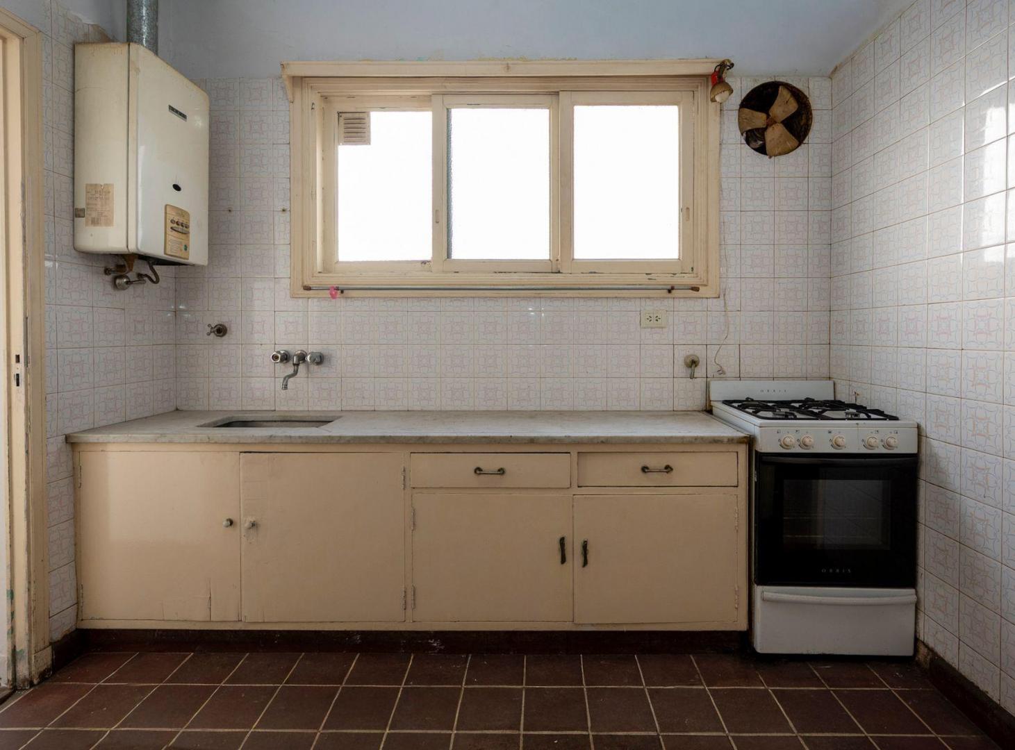 Foto de VENTA DEPTO. 3 AMB C/DEPEND MONSERRAT MUY LUMINOSO, imagen 1