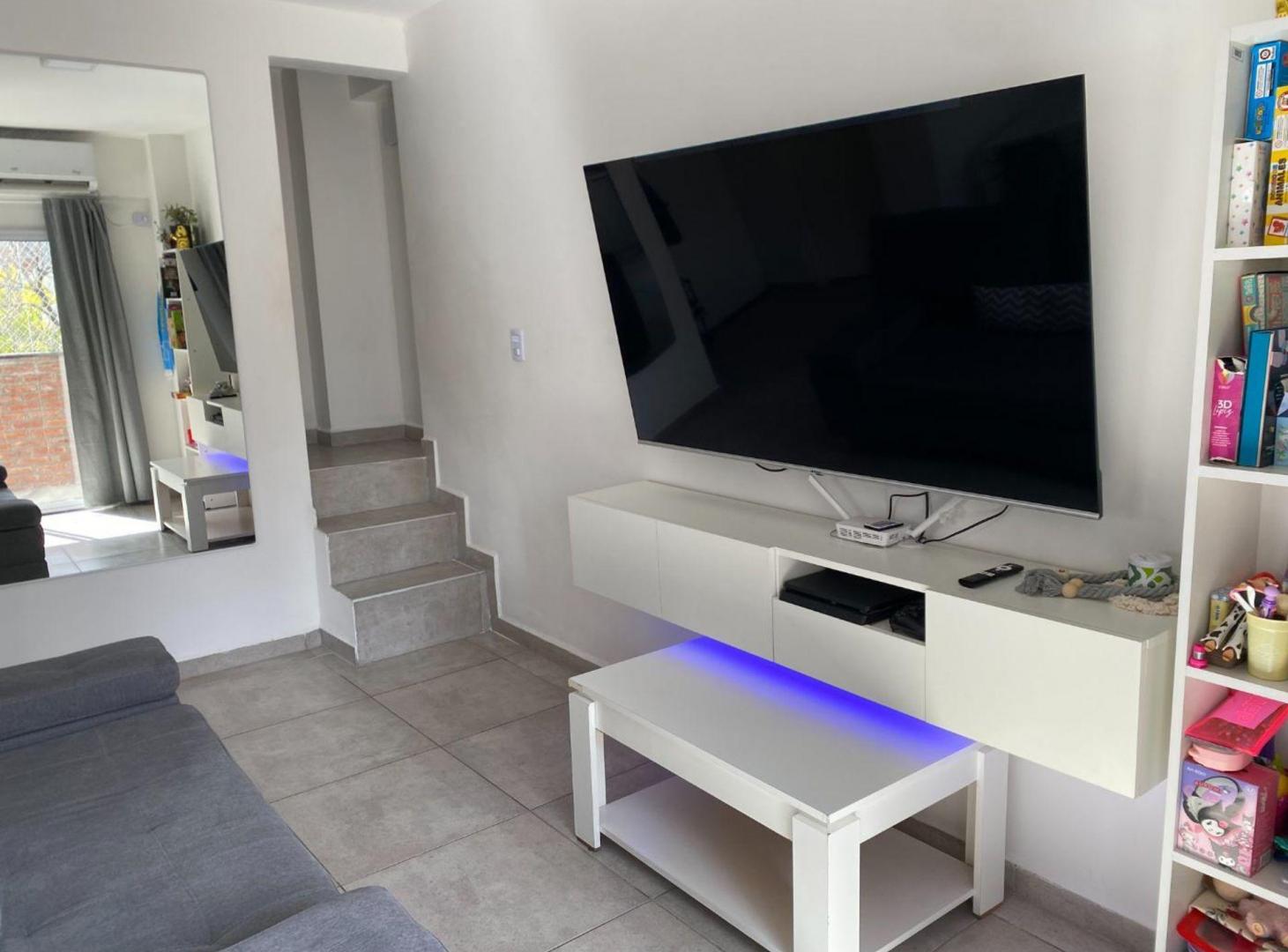 Foto de VENTA DEPTO CABALLITO NORTE EN DUPLEX TERRAZA PROP, imagen 4