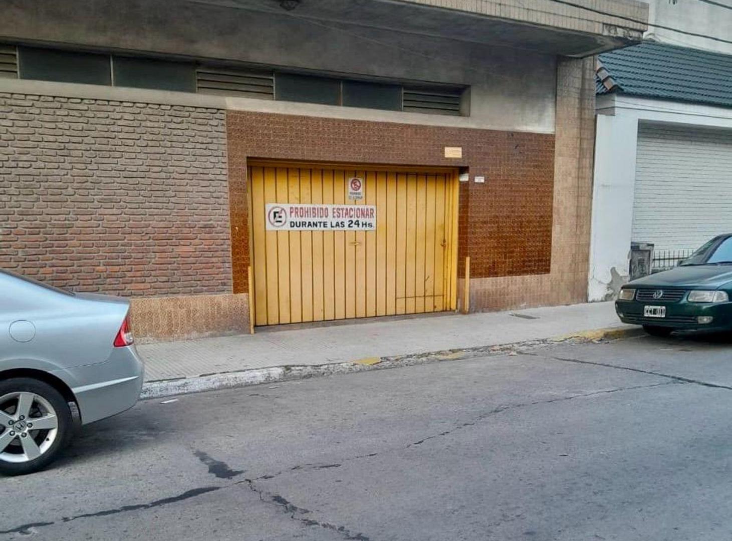 Foto de Venta cochera cubierta baulera Ramos Mejía Norte, imagen 4