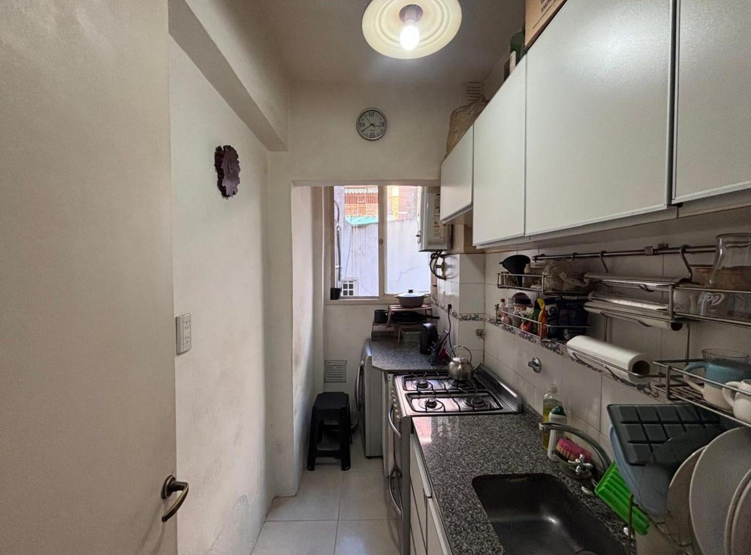 Foto de VENTA DPTO 3 AMB EN PLENO ALMAGRO, imagen 4