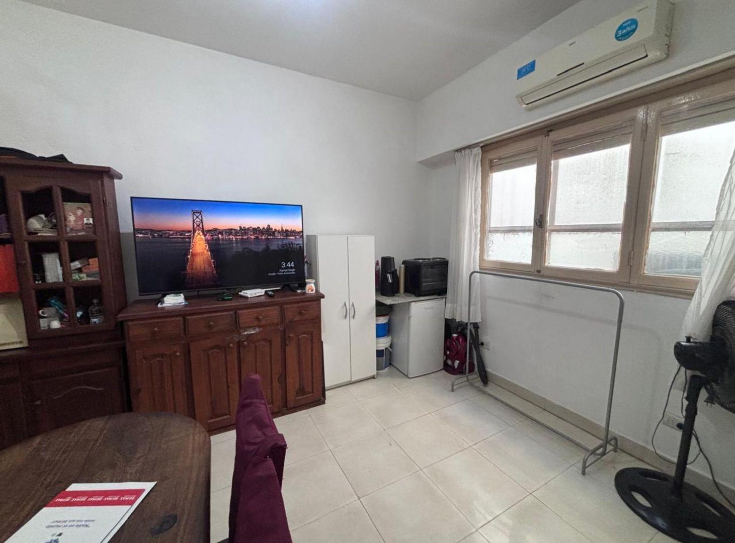 Foto de VENTA DPTO 3 AMB EN PLENO ALMAGRO, imagen 5
