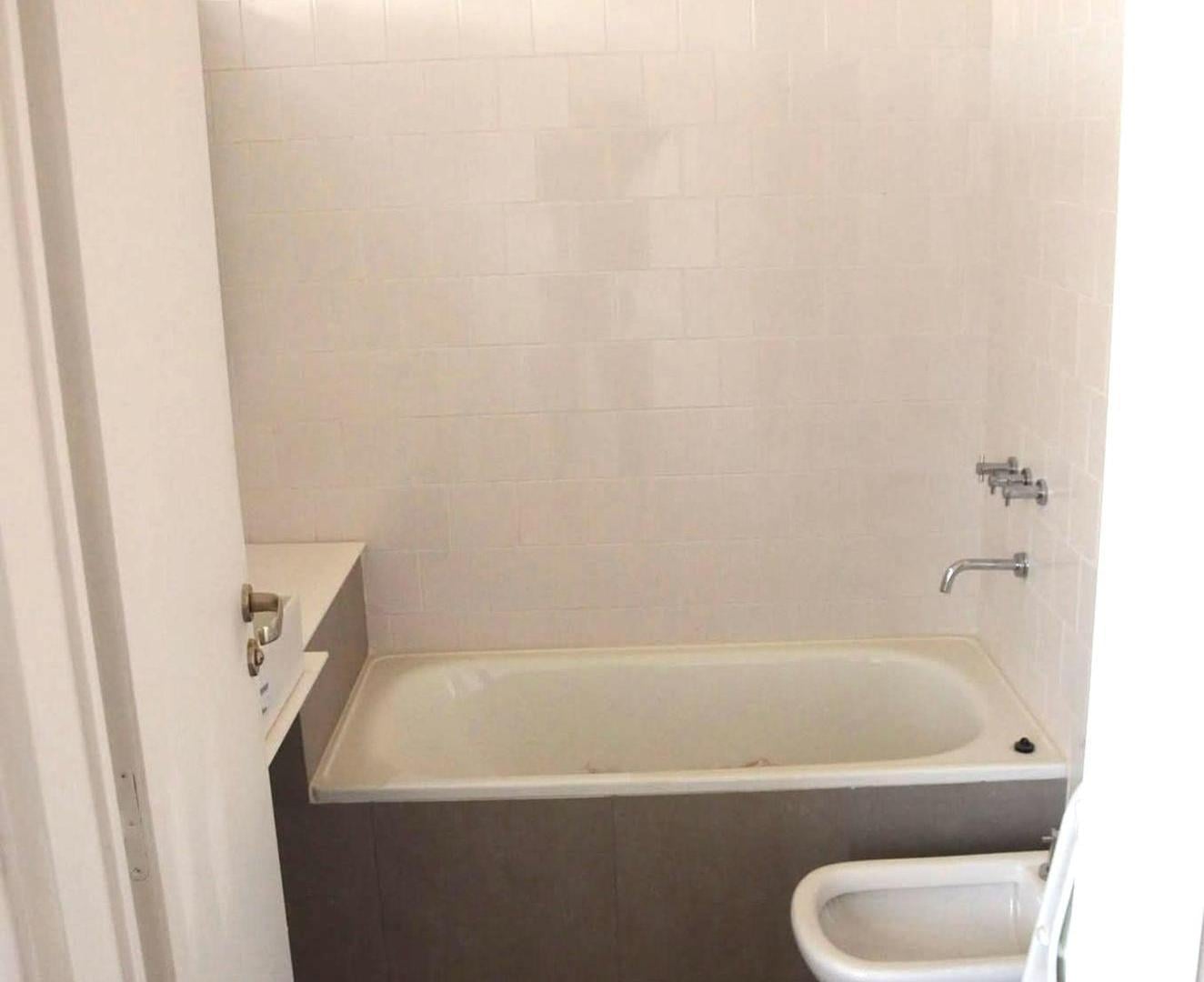 Foto de Alquiler Monoambiente Luminoso en Villa Ortuzar, imagen 1
