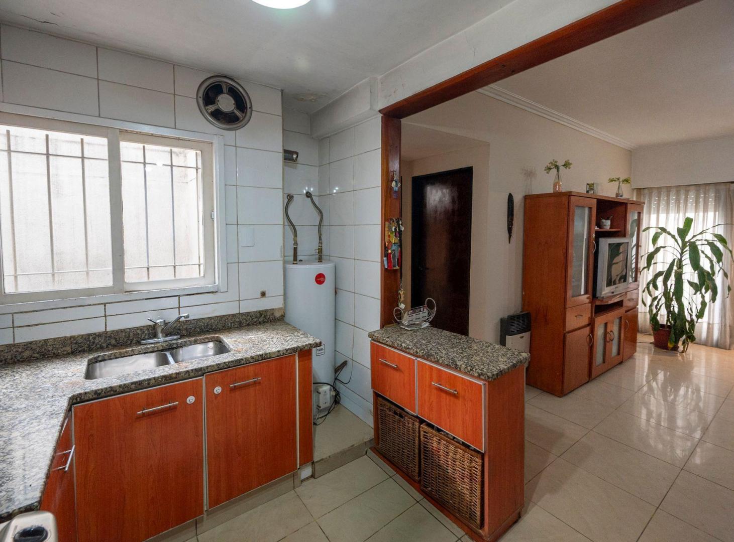 Foto de Venta depto, 4 amb. balcon, 2 baños, V. Urquiza, imagen 4