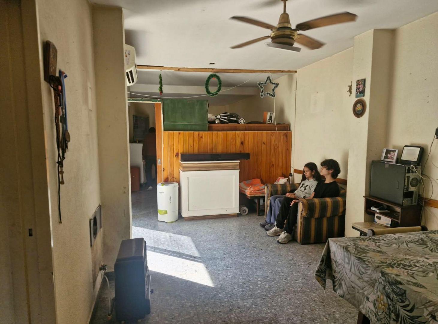 Foto de LOCAL Y CASA EN VENTA. ESTACIÓN TEMPERLEY., imagen 5