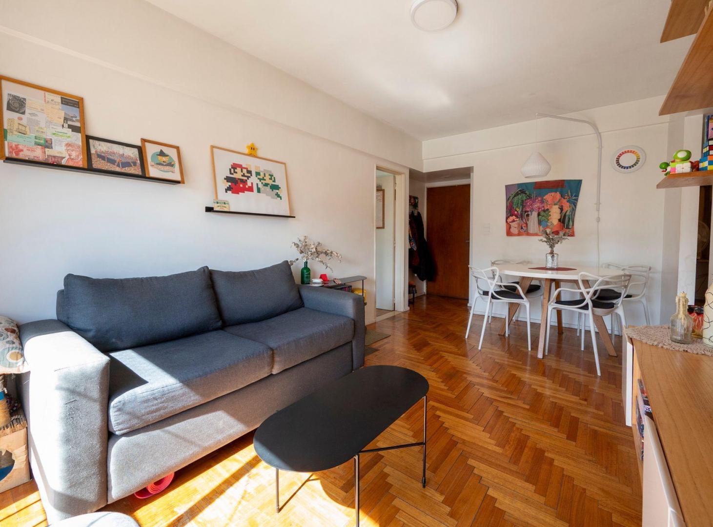Foto de Departamento 3 Ambientes Venta en Flores Luminoso, imagen 2
