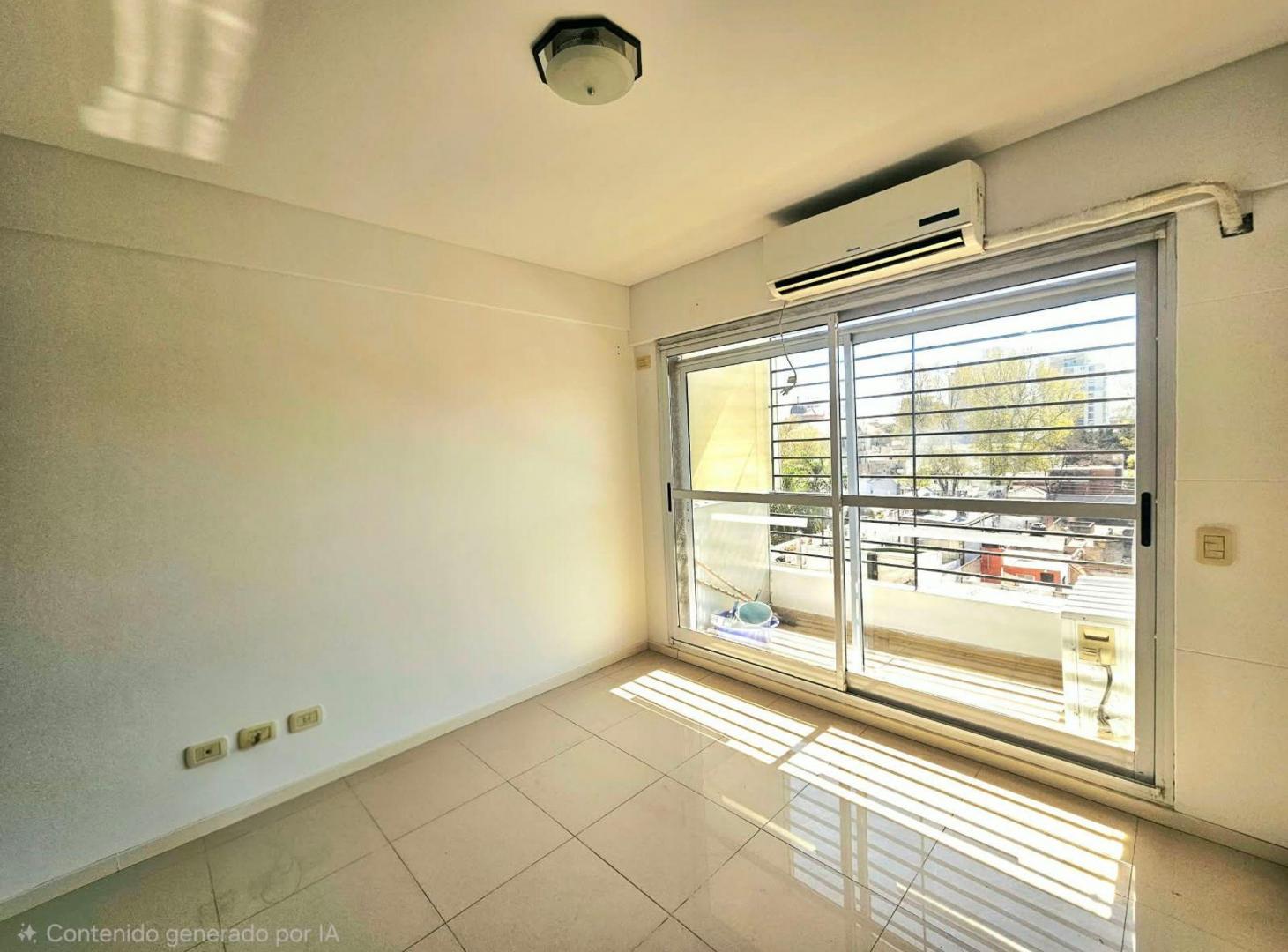 Foto de VENTA MONOAMBIENTE, BALCÓN Y COCHERA. FLORESTA, imagen 1