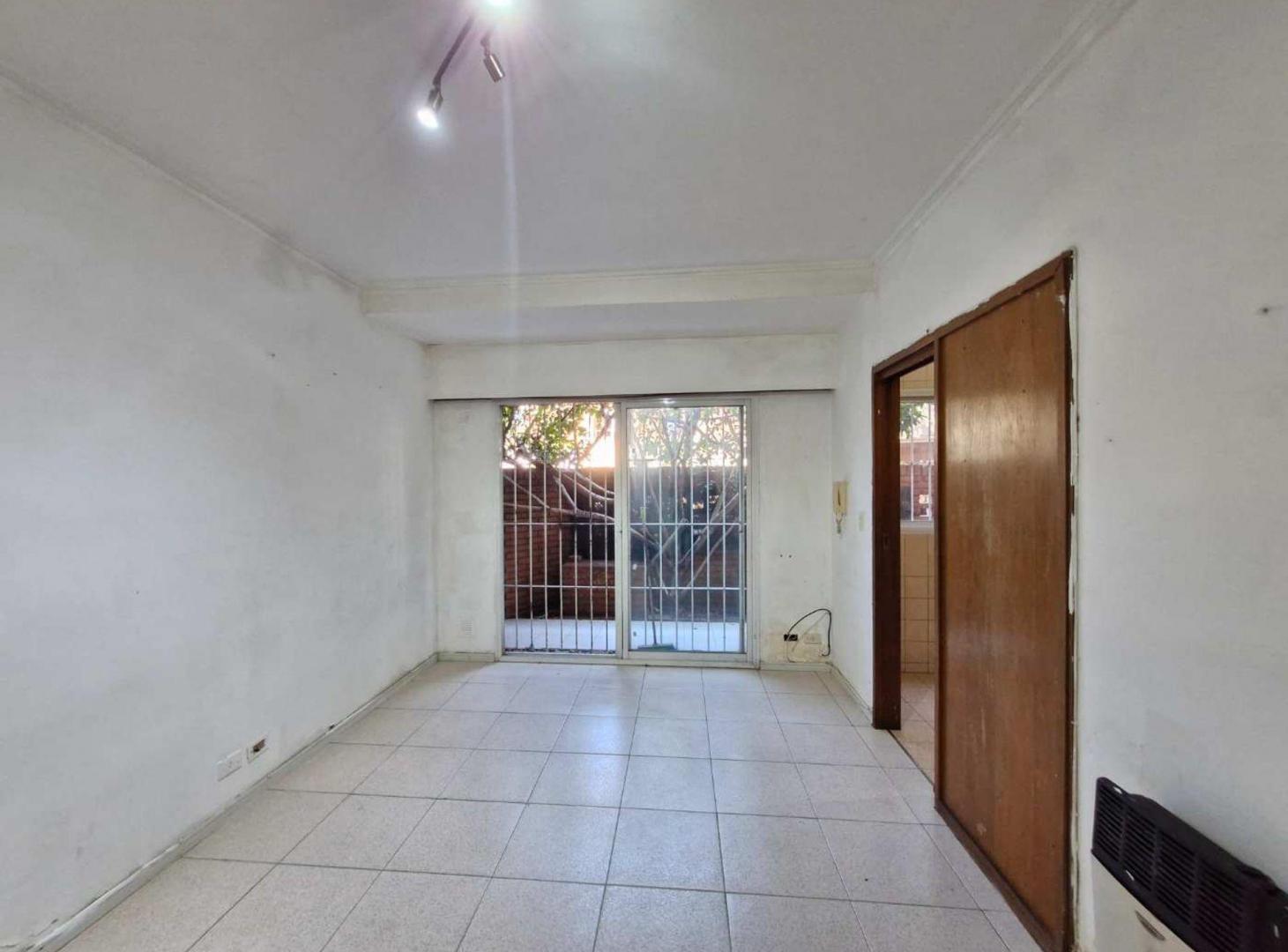 Foto de VENTA DEPTO 2 AMB VILLA DEL PARQUE, imagen 1
