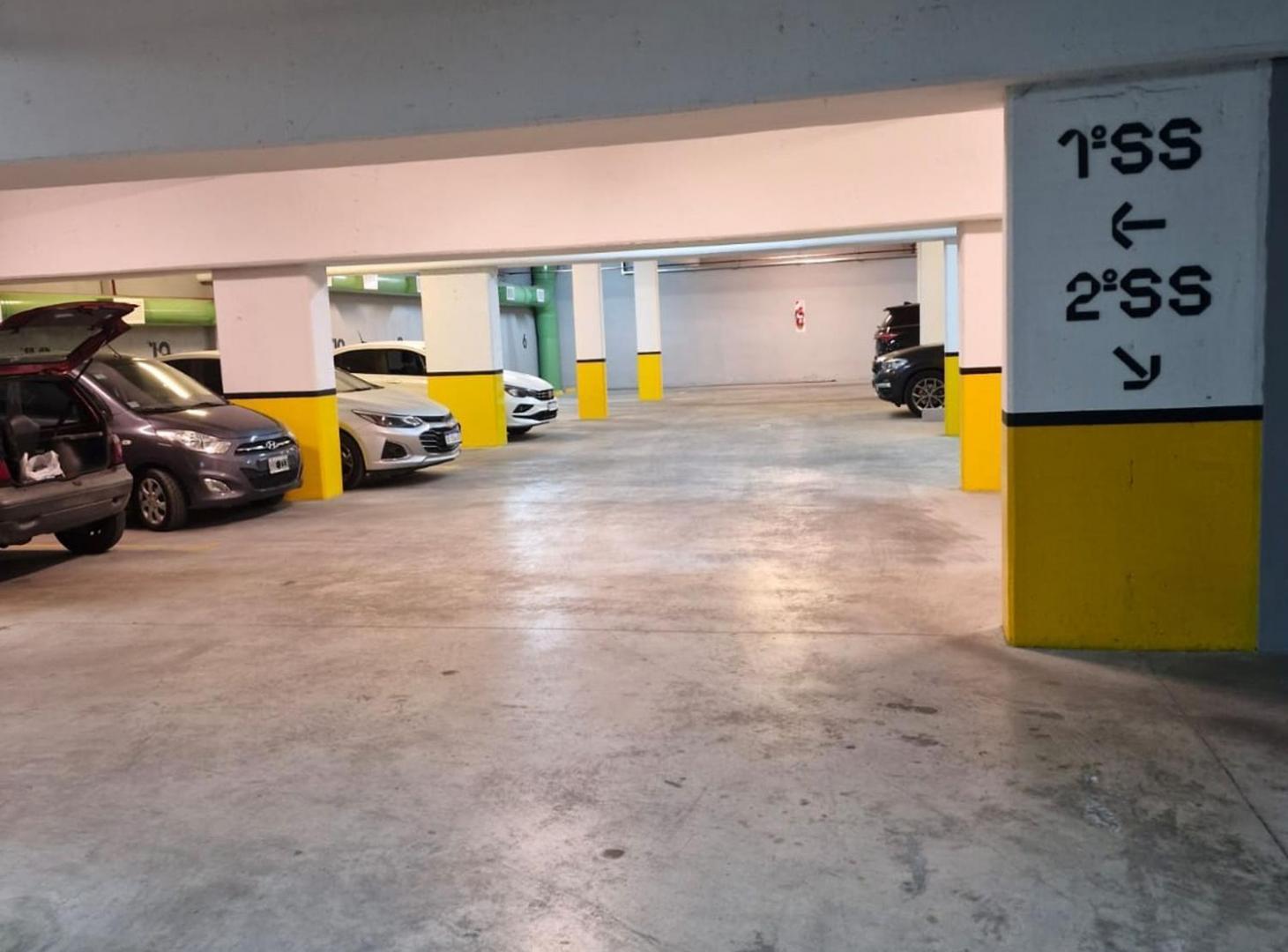 Foto de VENTA COCHERA. LAS LOMITAS., imagen 1