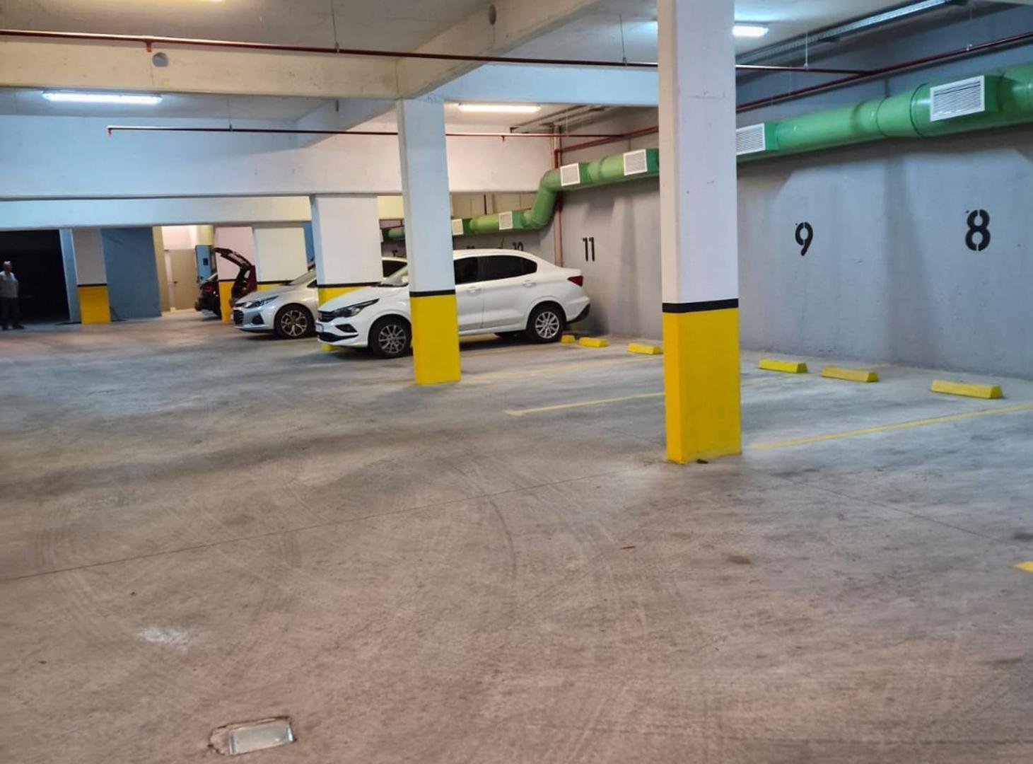 Foto de VENTA COCHERA. LAS LOMITAS., imagen 3