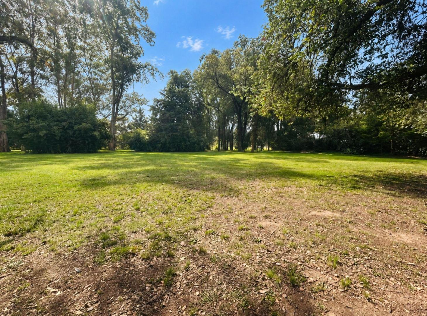 Foto de LOTE CENTRAL EN VENTA COUNTRY PRADERAS DE LUJAN, imagen 4