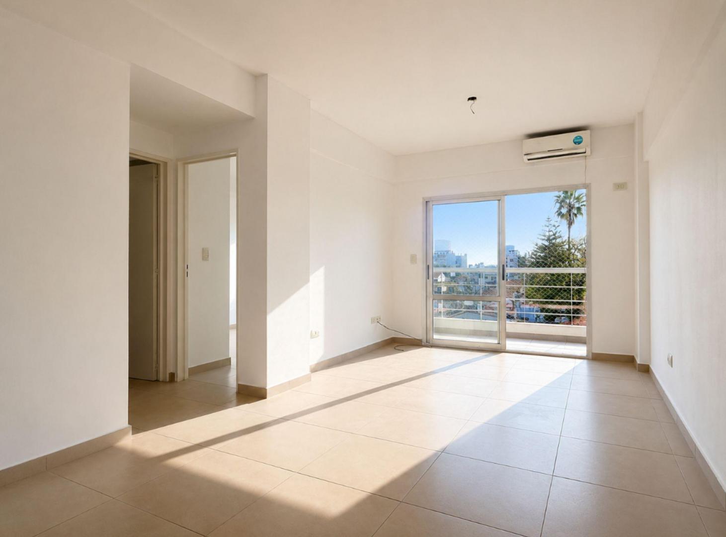 Foto de VENTA DEPTO 2 AMBIENTES CASEROS SUM PARRILLAS, imagen 1