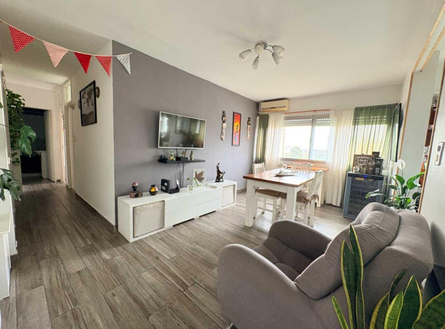 Foto de DEPTO 3 AMB. EN VENTA EN LUGANO 1 Y 2- AP. CREDITO, imagen 1