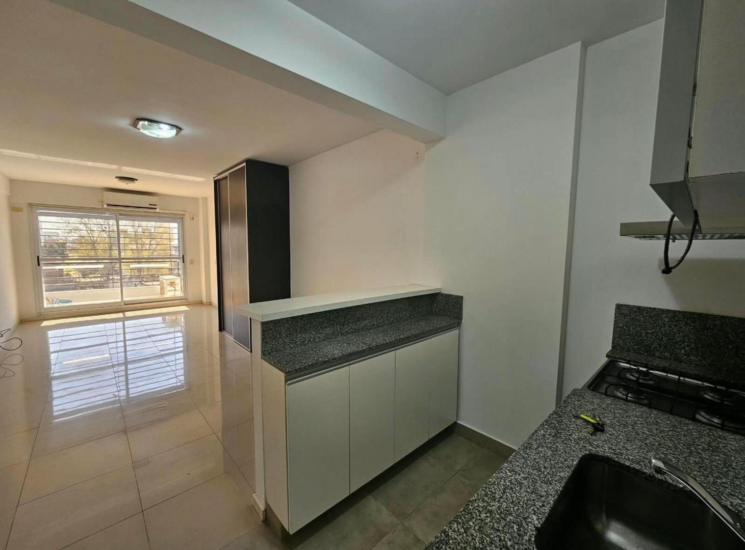 Foto de VENTA MONOAMBIENTE .FLORESTA. BALCÓN. AMENITIES, imagen 2