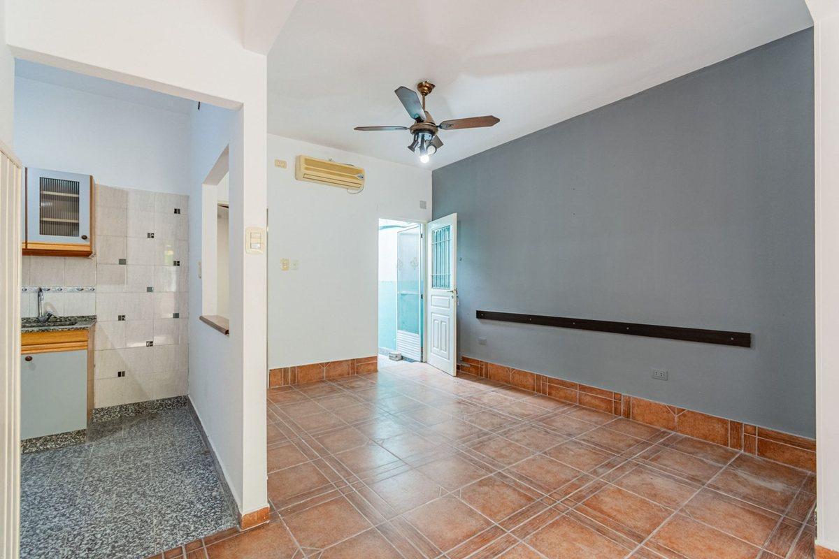 Foto de PH 3 AMBIENTES EN VENTA EN RAMOS MEJIA CON TERRAZA, imagen 2