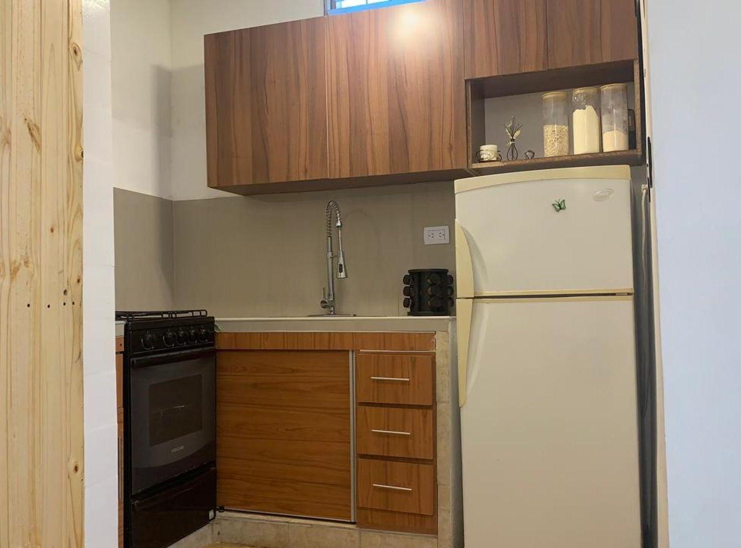 Foto de Venta PH 2 ambientes en venta en Munro con balcón, imagen 3