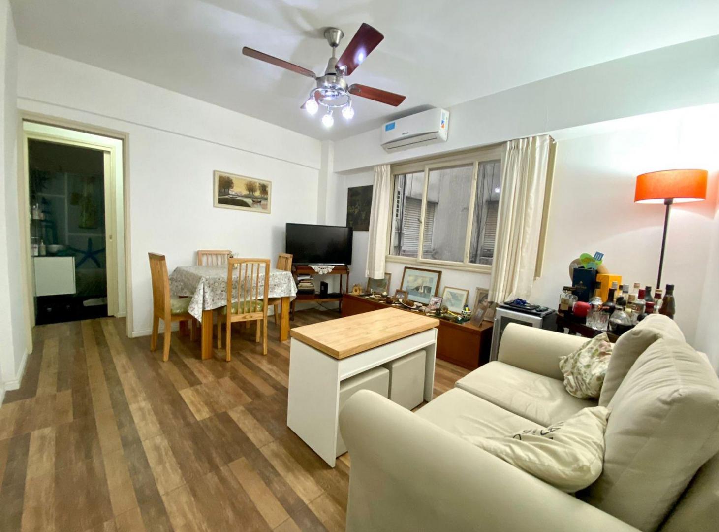 Foto de DEPARTAMENTO 2 AMB VENTA EN MONTE CASTRO RECICLADO, imagen 4