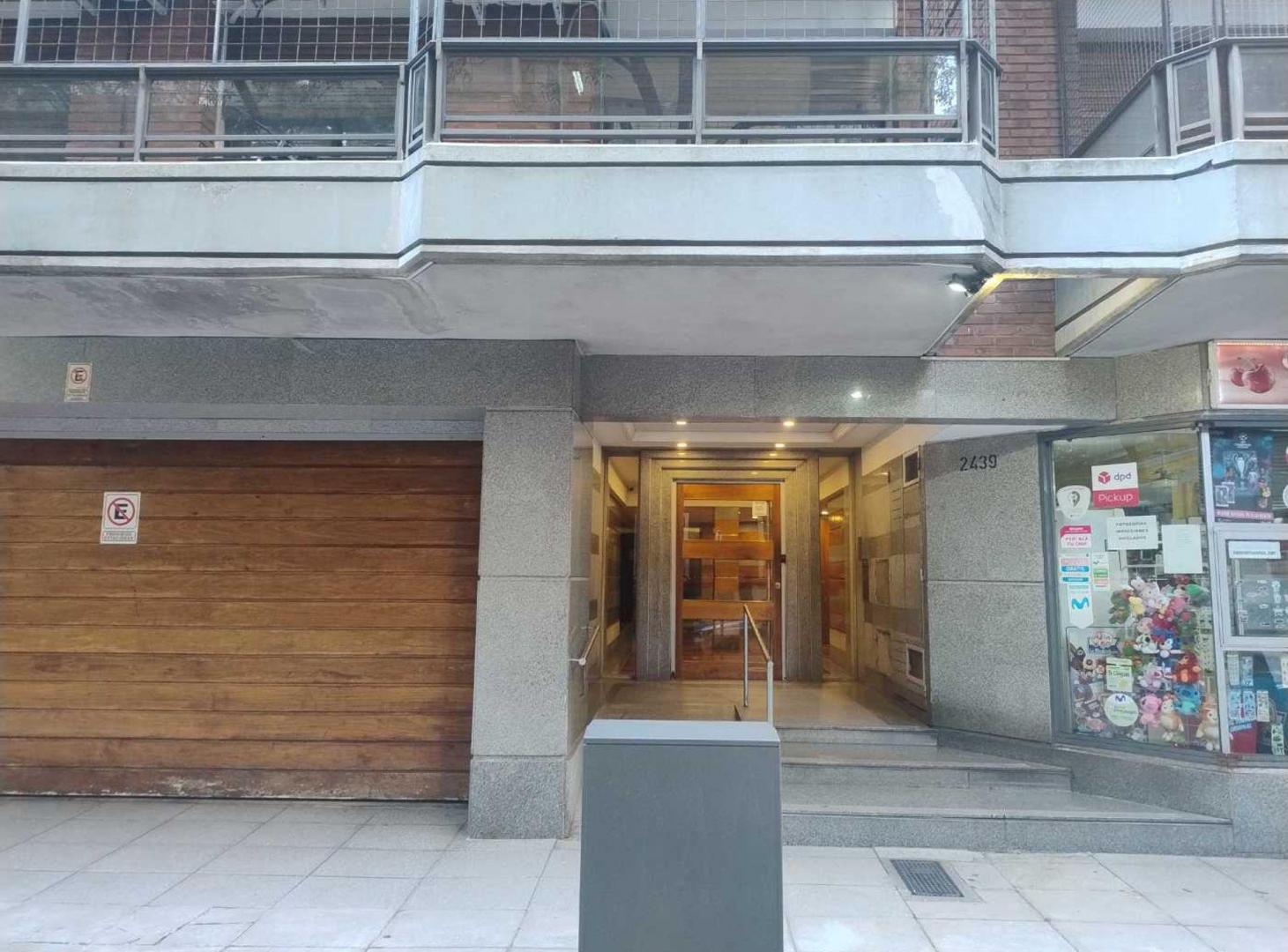Foto de Dpto. 4 ambientes en venta en Belgrano con balcon, imagen 2