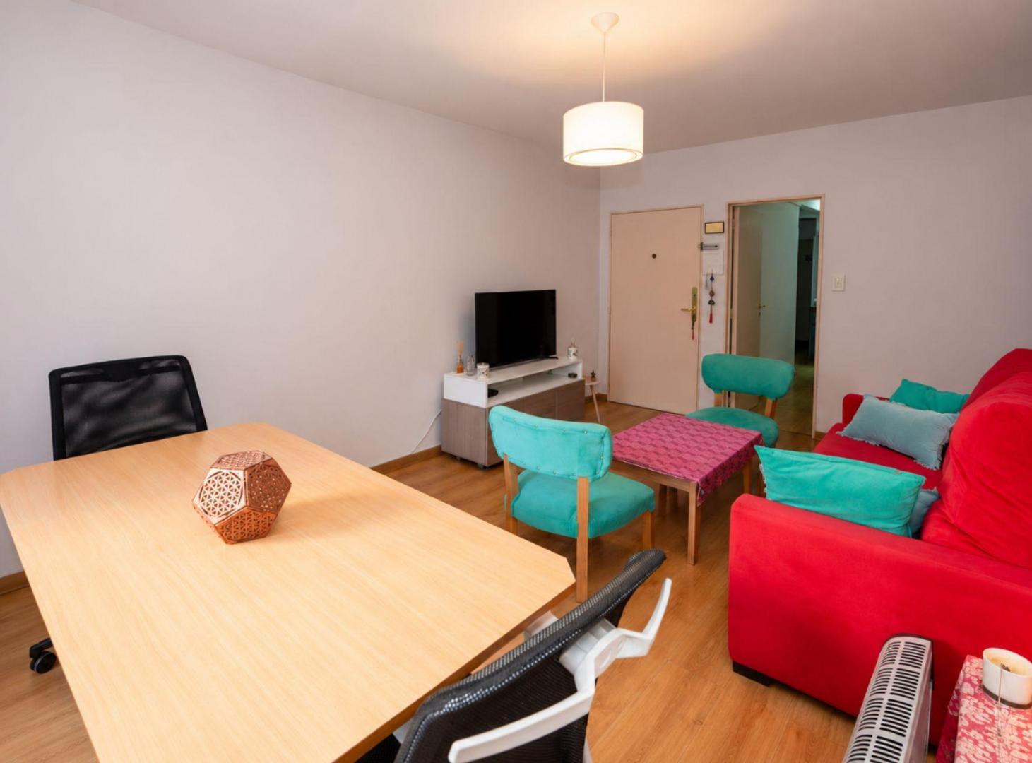 Foto de Venta depto 4 amb, dep. servicio, balcon. Almagro, imagen 3