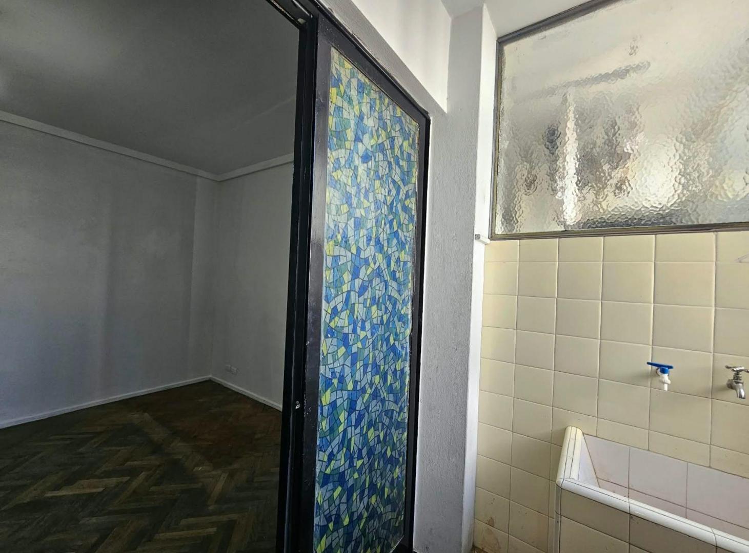 Foto de VENTA DEPTO. 2 AMB . BALVANERA.LAVADERO, imagen 5