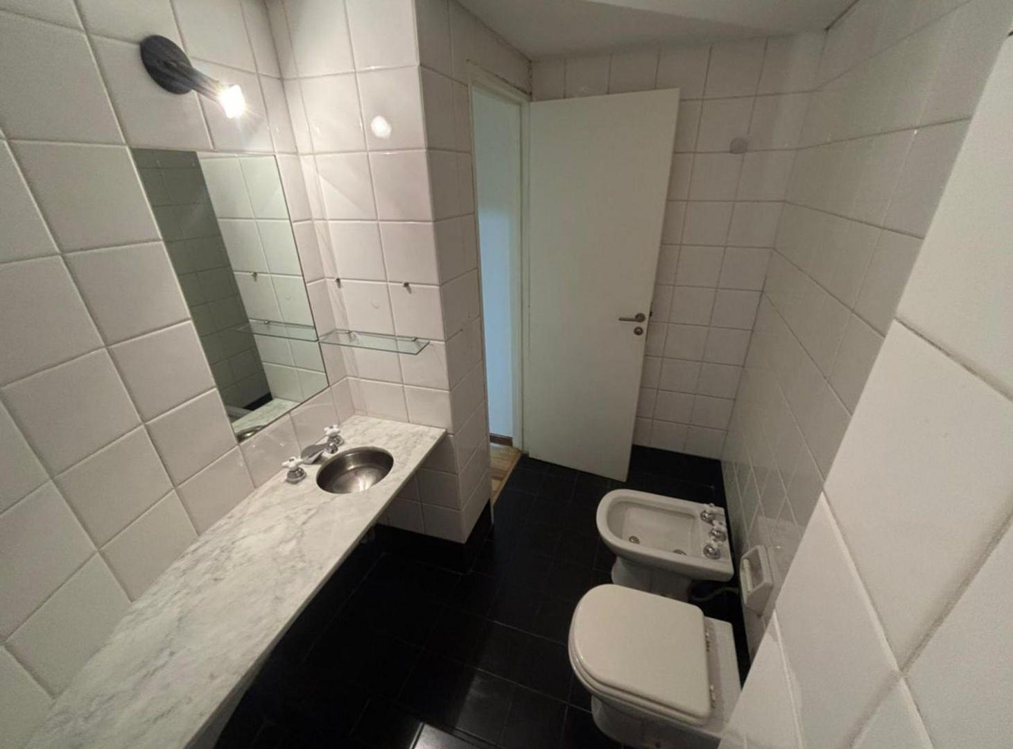 Foto de VENTA 2 AMB PALERMO-OFICINA-CONSULTORIO- c/BALCÓN, imagen 4