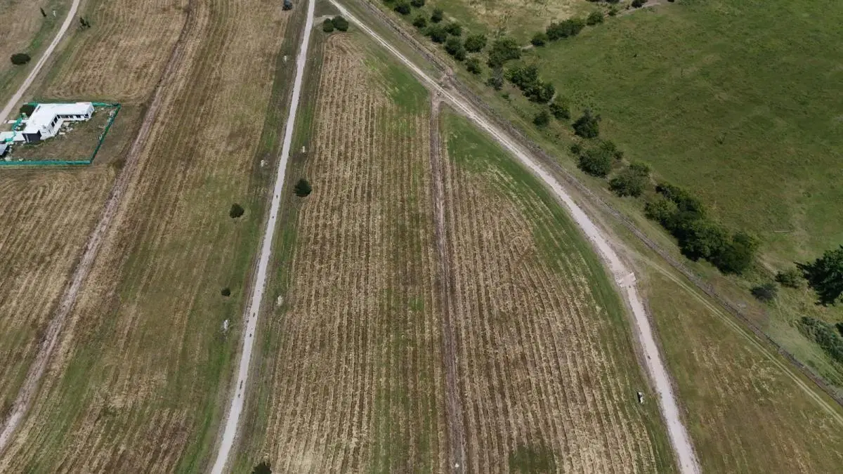 Terreno de 2000 m2 en venta en Santa Ines 3