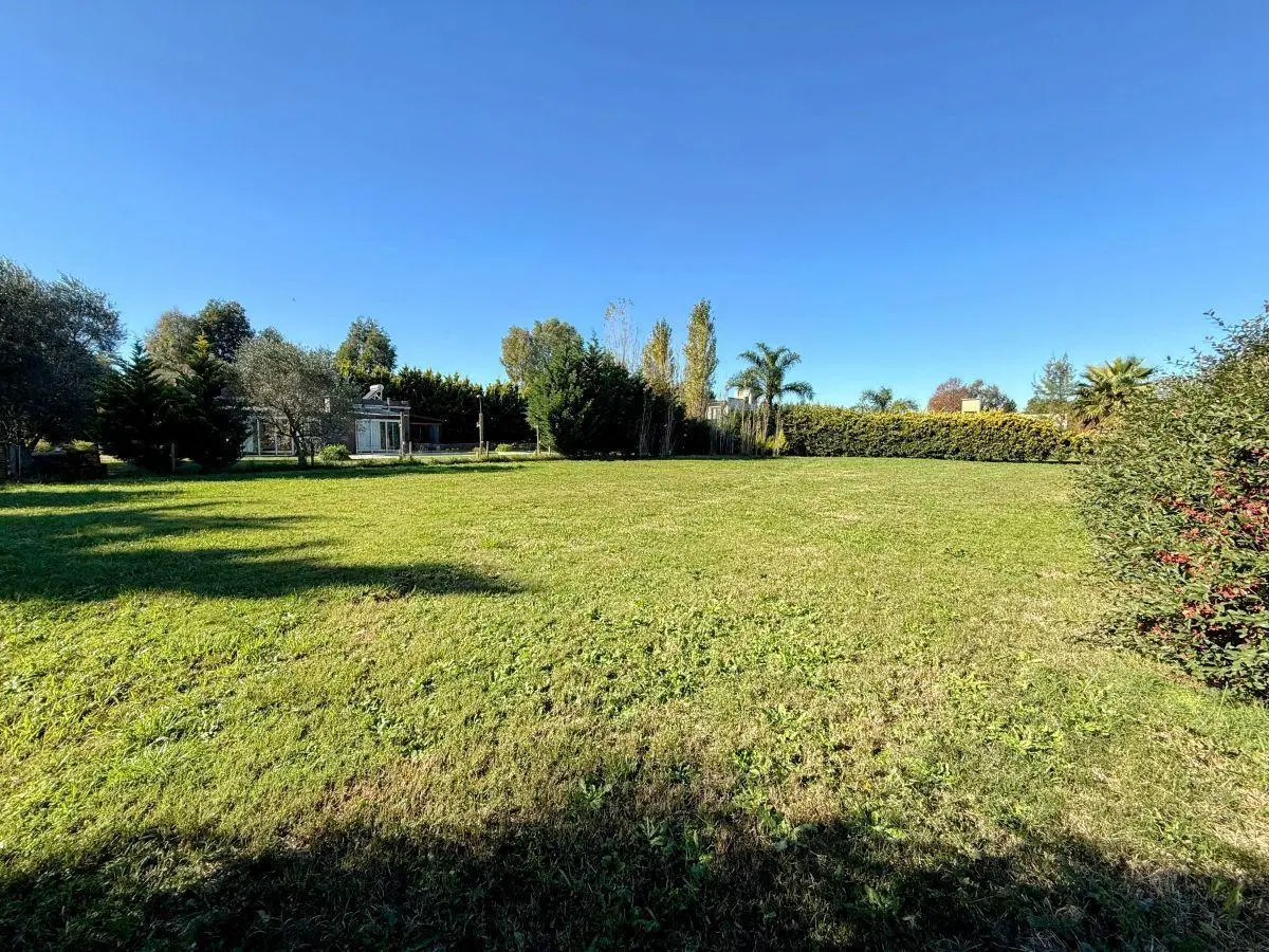 Urgente Terreno de 1000 m2 en venta en Aero Country Club 2