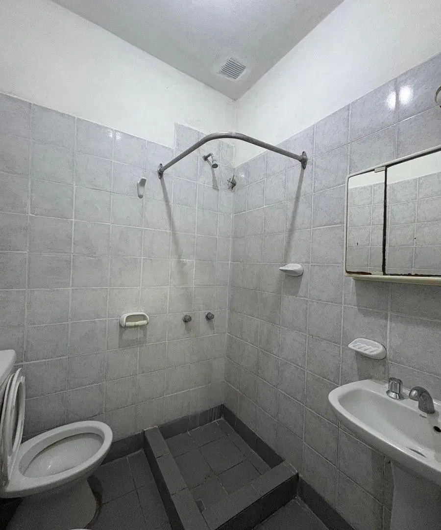 Casa interna en el centro de General Rodriguez 5