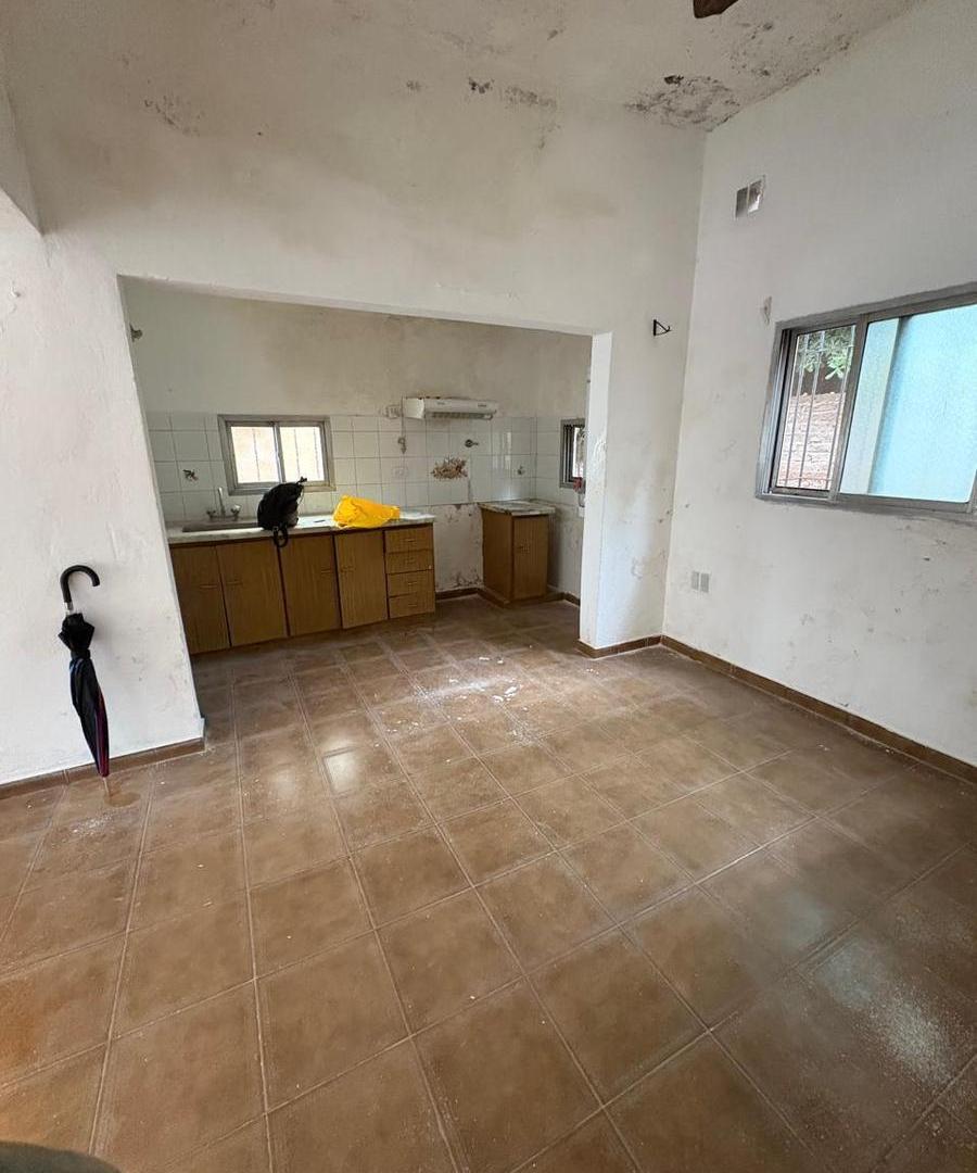 Foto de Casa en el centro de General Rodriguez - Independencia, imagen 4