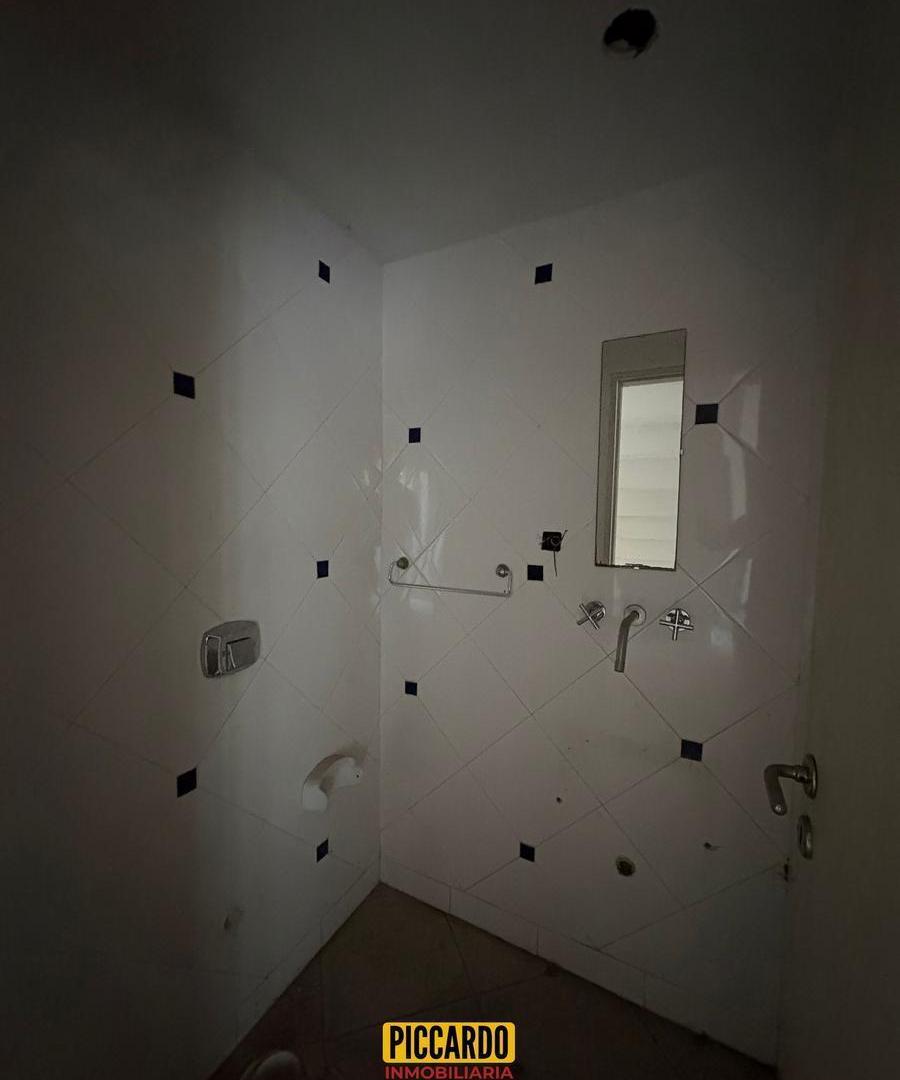 Foto de Casa con pileta sobre 2.722 m² en Barrio Hermoso (La Mami) – General, imagen 3